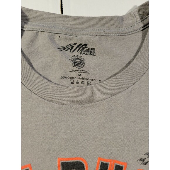 Kyle Busch #18 Championship Shirt 2019 M&Ms Joe Gibbs Racing Monster Energy M - Picture 4 of 7